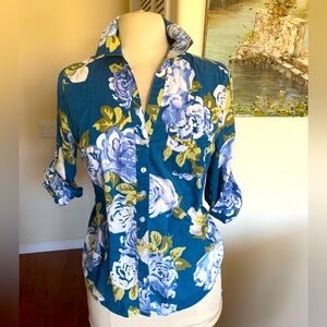 Karen Scott Blue Fitted Button Down Shirt